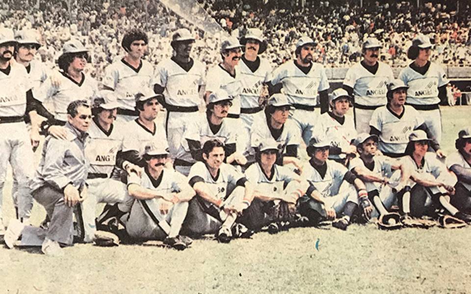 Puebla Beisbol - Dugout Angeles de Puebla 1979