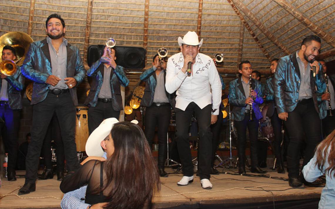 El Flaco” Elizalde pone a los poblanos a bailar al ritmo de la banda - El  Sol de Puebla | Noticias Locales, Policiacas, sobre México, Puebla y el  Mundo