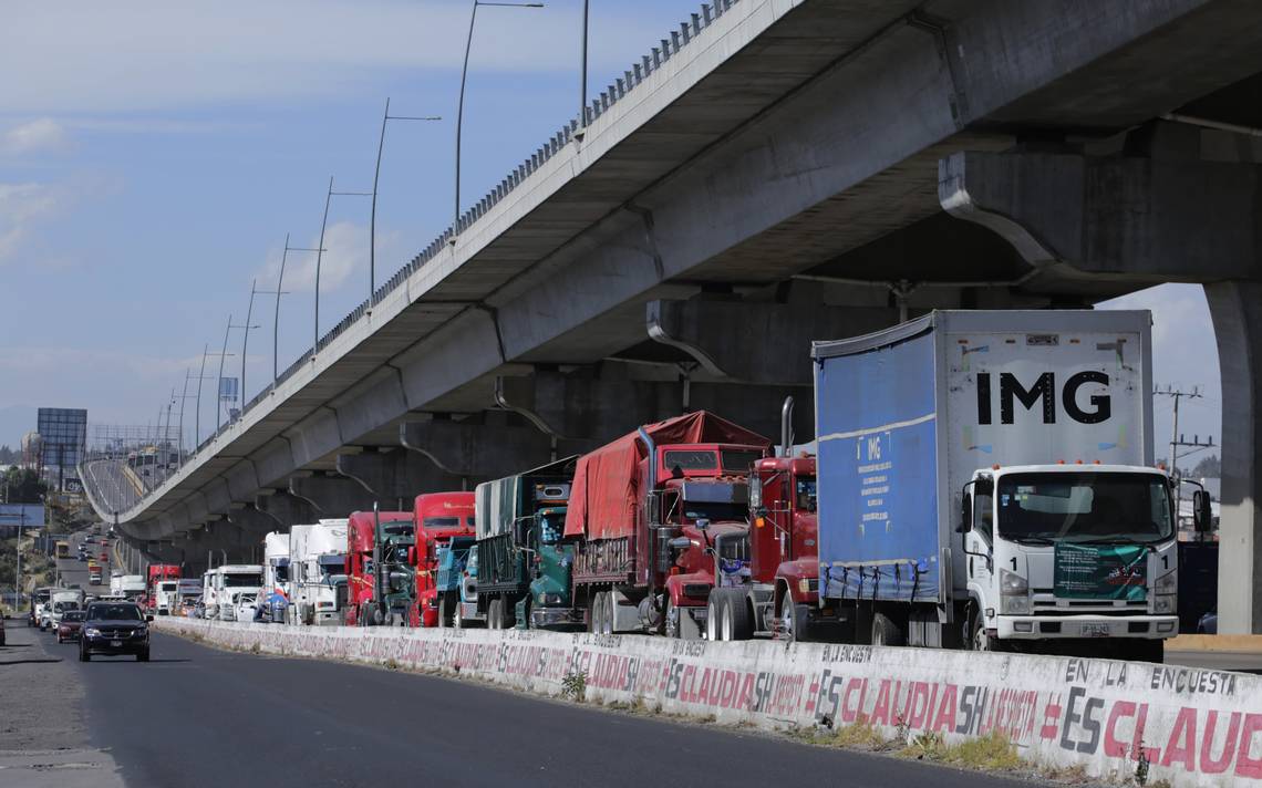 Choferes se manifiestan en la autopista México-Puebla para exigir seguridad  - El Sol de Puebla | Noticias Locales, Policiacas, sobre México, Puebla y  el Mundo