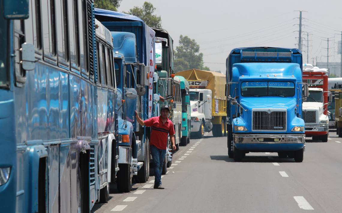 Protestan transportistas contra inseguridad y altos costos de peaje Puebla  - El Sol de Puebla | Noticias Locales, Policiacas, sobre México, Puebla y  el Mundo