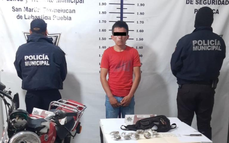 Detienen a presunto vendedor de droga en San Martín Texmelucan - El Sol de  Puebla | Noticias Locales, Policiacas, sobre México, Puebla y el Mundo
