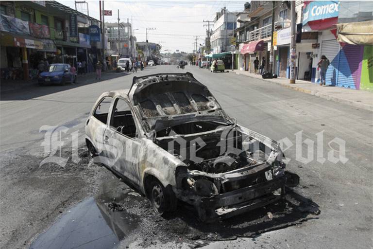 Se dan con todo! Ambulantes e inspectores protagonizan riña en Totimehuacán  - El Sol de Puebla | Noticias Locales, Policiacas, sobre México, Puebla y  el Mundo